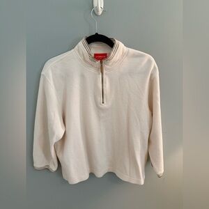 Liz Claiborne off white / cream waffle top with quarter zipper. Summertime